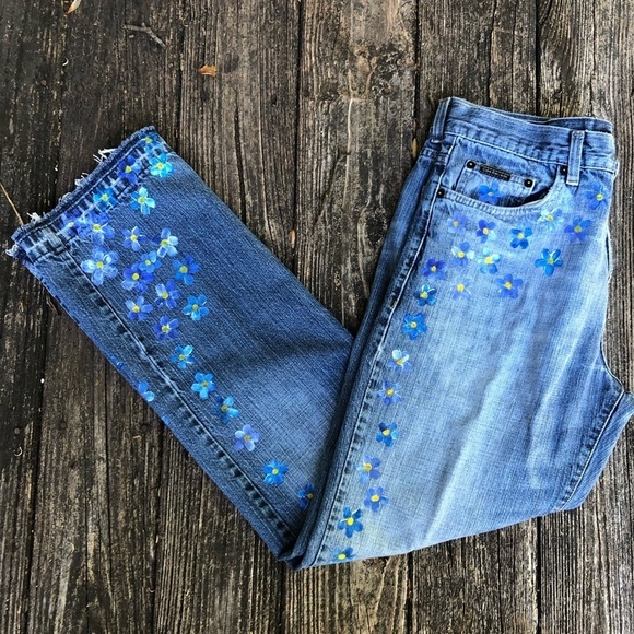 Calvin Klein Highwaisted Handpainted Jeans - Picture 6 of 13